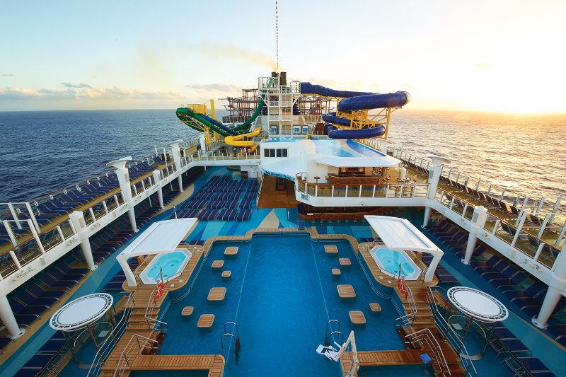 ncl_Esc_Pool_AquaPark